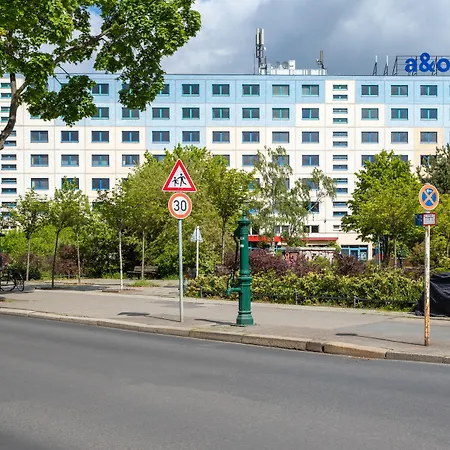 A&o Kolumbus 2* Βερολίνο