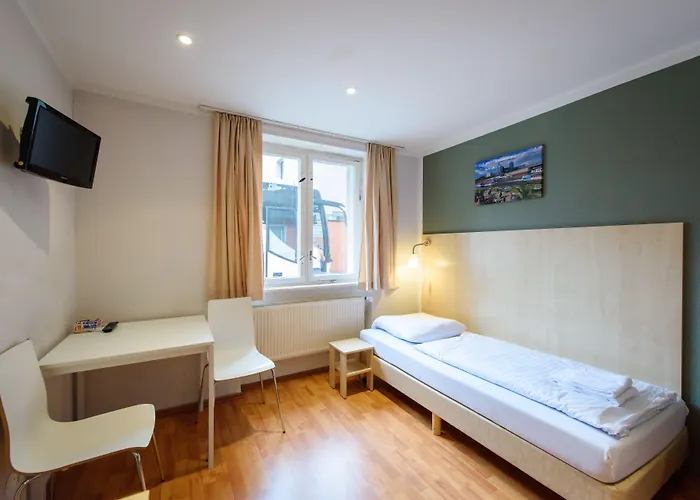 Hotell A&o Kolumbus 2*